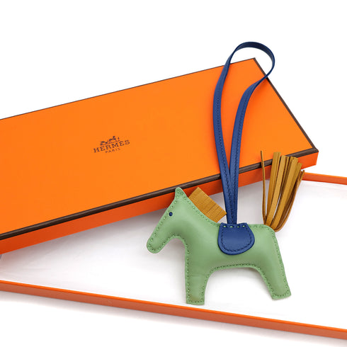 HERMES BAG CHARM RODEO PM VERT CRIQUET BLEU DE MALTE SESAMI AGNEAU MILO 2022 U STAMP 90312944