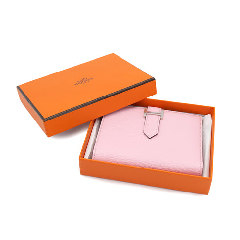 HERMES BEARN COMPACT WALLET ROSE SAKURA CHEVRE MYSORE 2019 D STAMP PALLADIUM HARDWARE 90312669