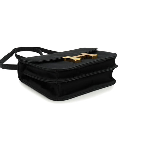 HERMES CONSTANCE 3 MINI 18 BLACK BOXCALF SATIN SHOULDER BAG 2011 SQUARE O GOLD HARDWARE 90339633