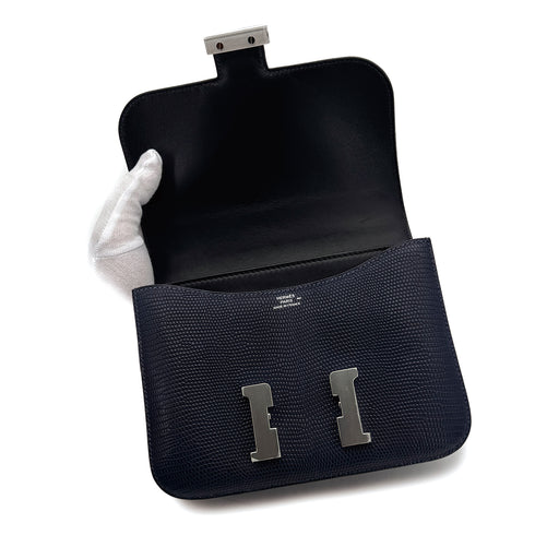 HERMES CONSTANCE MINI 18 AIZOME TOMEKON LIZARD SHOULDER BAG 2022 U PALLADIUM HARDWARE 90311955