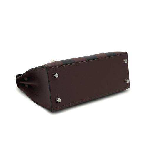HERMES KELLY 25 SELLIER CASAQUE ETOILEE ROUGE SELLIER BLACK ROSE DARLING VEAU EPSOM VEAU TADELAKT CHEVRE MYSORE HAND SHOULDER BAG 2024 W STAMP PALLADIUM HARDWARE 90332376