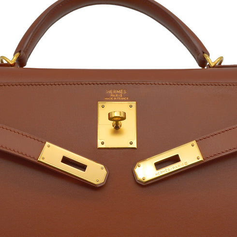 HERMES KELLY 32 SELLIER NOISETTE BOXCALF HAND SHOULDER BAG 2001 SQUARE E GOLD HARDWARE 90327052