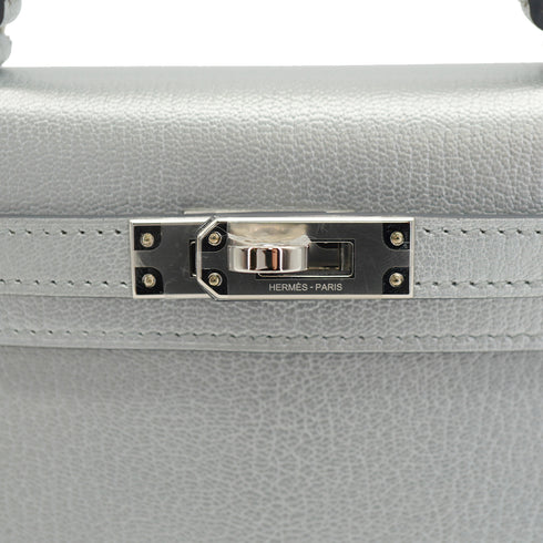 HERMES KELLY MINI 2 ARGENT CHEVRE CHAMKILA HAND SHOULDER BAG 2026 G STAMP PERMABRASS GOLD HARDWARE 90342998