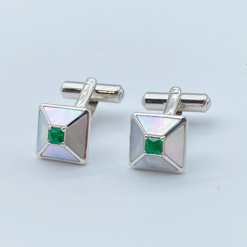 K18WG/K18 Emerald Cufflinks TASAKI E SH 60126