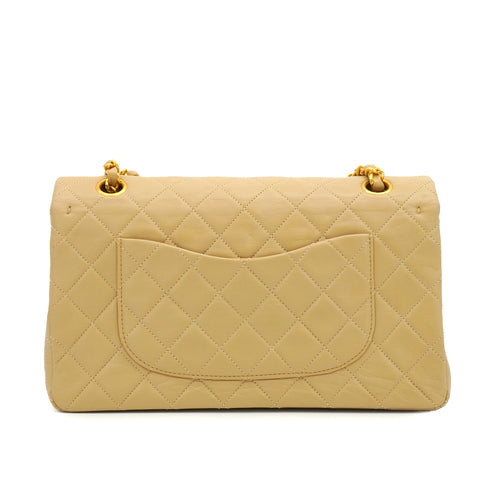 VINTAGE CHANEL CLASSIC FLAP MEDIUM CHAIN SHOULDER BAG BEIGE LAMB SKIN GOLD HARDWARE 90338305
