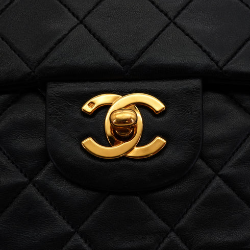 VINTAGE CHANEL CLASSIC FLAP MEDIUM CHAIN SHOULDER BAG BLACK LAMB SKIN GOLD HARDWARE 90340166