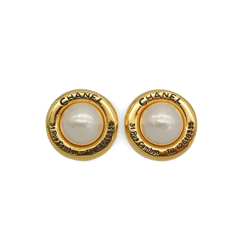 VINTAGE CHANEL 31 RUE CAMBON EARRINGS FAUX PEARL ROUND LOGO GOLD ACCESSORY 90335736