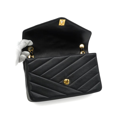 VINTAGE CHANEL BIAS STITCH CHAIN SHOULDER BAG NAVY LAMB SKIN GOLD HARDWARE 90343912