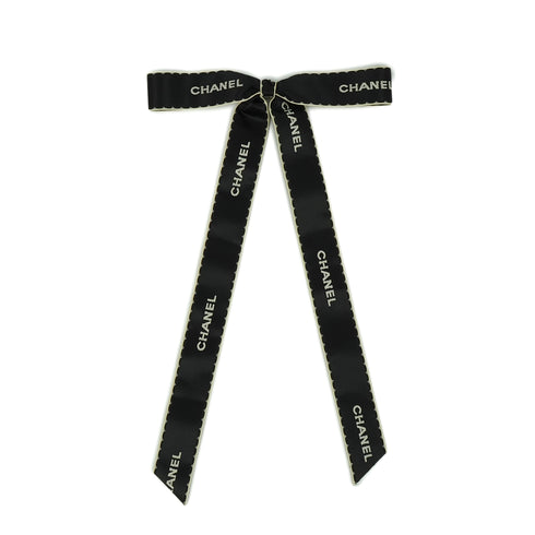 VINTAGE CHANEL BROOCH RIBBON LOGO BLACK WHITE ACCESSORY 90339120