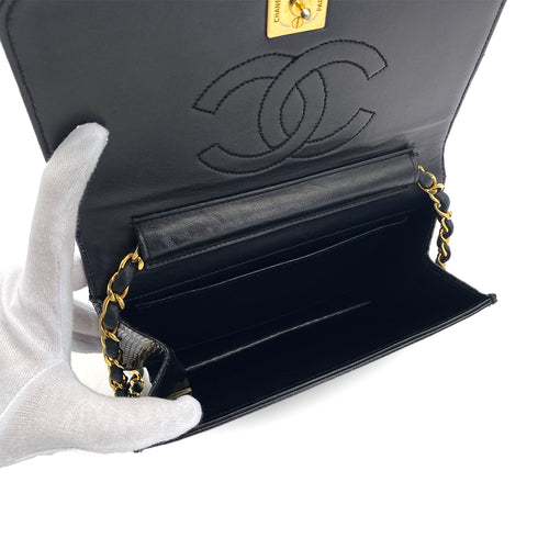 VINTAGE CHANEL CHAIN SHOULDER BAG BLACK LIZARD GOLD HARDWARE 90325633