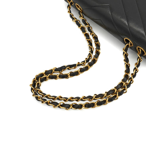 VINTAGE CHANEL CHEVRON V STITCH CHAIN SHOULDER BAG BLACK LAMB SKIN GOLD HARDWARE 90341824