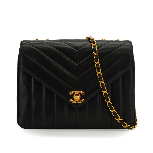 VINTAGE CHANEL CHEVRON V STITCH CHAIN SHOULDER BAG BLACK LAMB SKIN GOLD HARDWARE 90341827