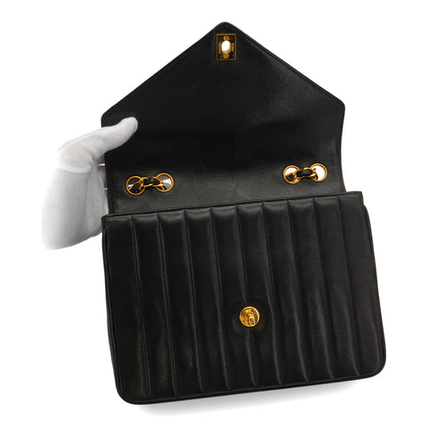 VINTAGE CHANEL CHEVRON V STITCH CHAIN SHOULDER BAG BLACK LAMB SKIN GOLD HARDWARE 90341827