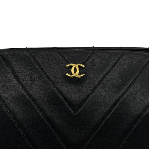 VINTAGE CHANEL CHEVRON V STITCH CHAIN SHUOLDER BAG BLACK LAMB SKIN GOLD HARDWARE 90317011
