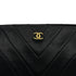 VINTAGE CHANEL CHEVRON V STITCH CHAIN SHUOLDER BAG BLACK LAMB SKIN GOLD HARDWARE 90317011