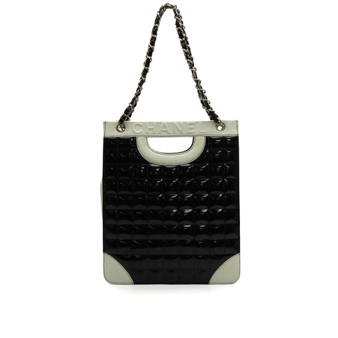 VINTAGE CHANEL CHOCOLATE BAR HAND SHOULDER BAG BLACK WHITE ENAMEL LEATHER SILVER HARDWARE 90345512