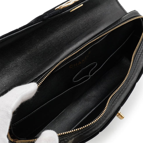 VINTAGE CHANEL CHOCOLATE BAR FRINGE CHAIN SHOULDER BAG BLACK VELOUR LEATHER GOLD HARDWARE 90344377