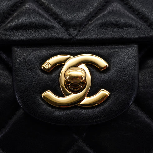 VINTAGE CHANEL CLASSIC FLAP CHAIN SHOULDER BAG BLACK LAMB SKIN GOLD HARDWARE 90349276