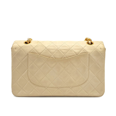 VINTAGE CHANEL CLASSIC FLAP MEDIUM CHAIN SHOULDER BAG BEIGE LAMB SKIN GOLD HARDWARE 90314339