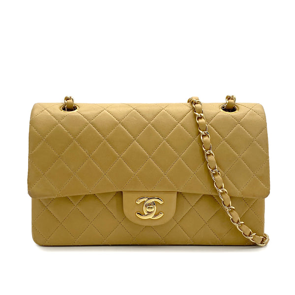 VINTAGE CHANEL CLASSIC FLAP MEDIUM CHAIN SHOULDER BAG BEIGE LAMB SKIN GOLD HARDWARE 90317770