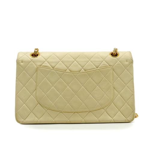 VINTAGE CHANEL CLASSIC FLAP MEDIUM CHAIN SHOULDER BAG BEIGE LAMB SKIN GOLD HARDWARE 90341865