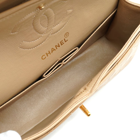 VINTAGE CHANEL CLASSIC FLAP SMALL CHAIN SHOULDER BAG BEIGE LAMB SKIN GOLD HARDWARE 90346683
