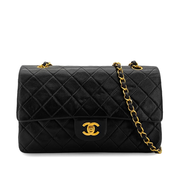 VINTAGE CHANEL CLASSIC FLAP MEDIUM CHAIN SHOULDER BAG BLACK LAMB SKIN GOLD HARDWARE 90322292