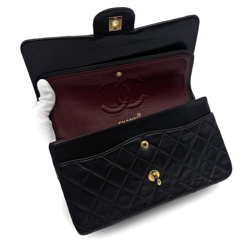 VINTAGE CHANEL CLASSIC FLAP MEDIUM CHAIN SHOULDER BAG BLACK LAMB SKIN GOLD HARDWARE 90323981