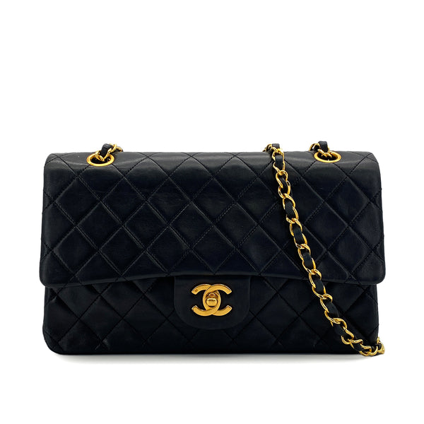 VINTAGE CHANEL CLASSIC FLAP MEDIUM CHAIN SHOULDER BAG BLACK LAMB SKIN GOLD HARDWARE 90324635