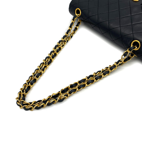 VINTAGE CHANEL CLASSIC FLAP MEDIUM CHAIN SHOULDER BAG BLACK LAMB SKIN GOLD HARDWARE 90324635