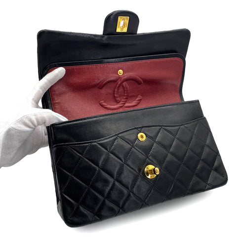 VINTAGE CHANEL CLASSIC FLAP MEDIUM CHAIN SHOULDER BAG BLACK LAMB SKIN GOLD HARDWARE 90324800