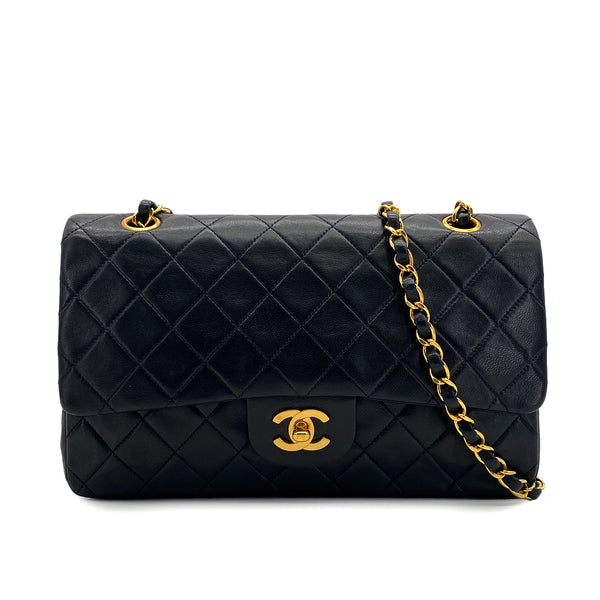 VINTAGE CHANEL CLASSIC FLAP MEDIUM CHAIN SHOULDER BAG BLACK LAMB SKIN GOLD HARDWARE 90325335