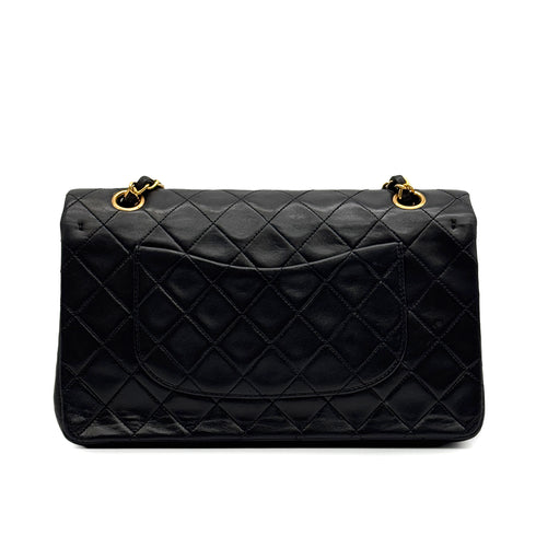 VINTAGE CHANEL CLASSIC FLAP MEDIUM CHAIN SHOULDER BAG BLACK LAMB SKIN GOLD HARDWARE 90328695
