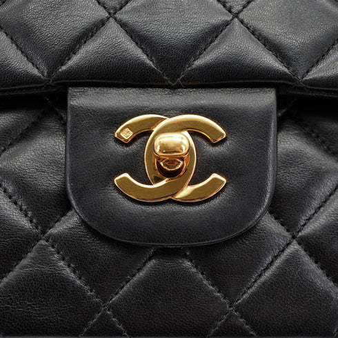 VINTAGE CHANEL CLASSIC FLAP MEDIUM CHAIN SHOULDER BAG BLACK LAMB SKIN GOLD HARDWARE 90332588