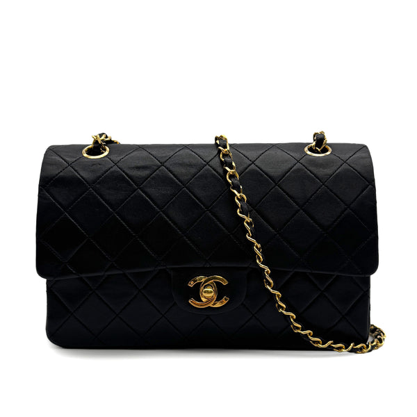 VINTAGE CHANEL CLASSIC FLAP MEDIUM CHAIN SHOULDER BAG BLACK LAMB SKIN GOLD HARDWARE 90305468