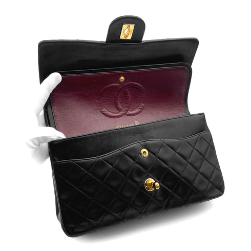 VINTAGE CHANEL CLASSIC FLAP MEDIUM CHAIN SHOULDER BAG BLACK LAMB SKIN GOLD HARDWARE 90313857