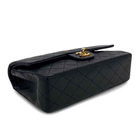 VINTAGE CHANEL CLASSIC FLAP MEDIUM CHAIN SHOULDER BAG BLACK LAMB SKIN GOLD HARDWARE 90314335