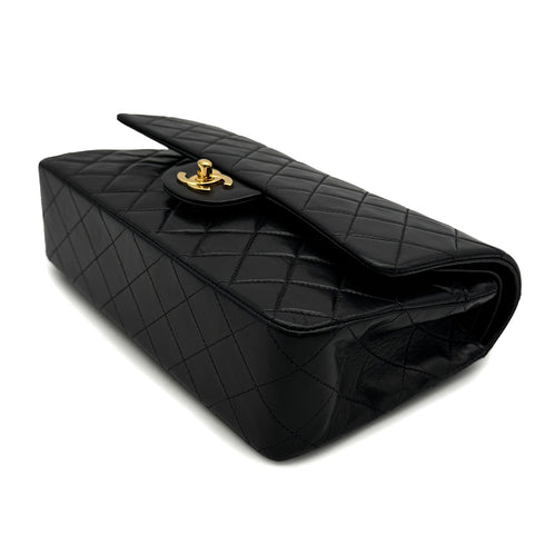 VINTAGE CHANEL CLASSIC FLAP MEDIUM CHAIN SHOULDER BAG BLACK LAMB SKIN GOLD HARDWARE 90316167