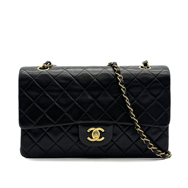 VINTAGE CHANEL CLASSIC FLAP MEDIUM CHAIN SHOULDER BAG BLACK LAMB SKIN GOLD HARDWARE 90317853