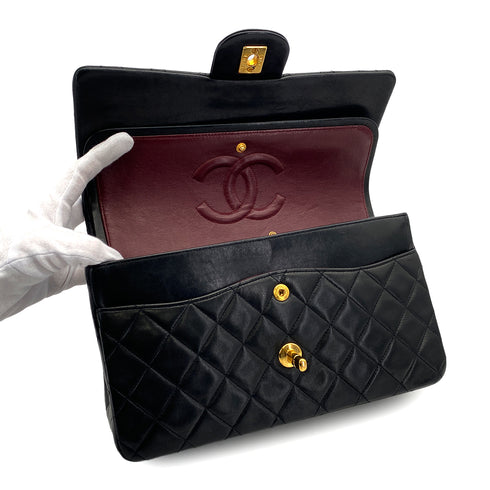 VINTAGE CHANEL CLASSIC FLAP MEDIUM CHAIN SHOULDER BAG BLACK LAMB SKIN GOLD HARDWARE 90317894