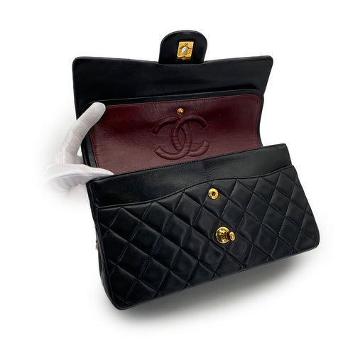VINTAGE CHANEL CLASSIC FLAP MEDIUM CHAIN SHOULDER BAG BLACK LAMB SKIN GOLD HARDWARE 90321003