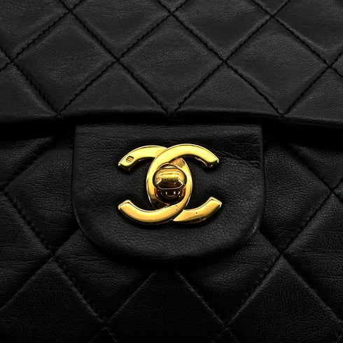 VINTAGE CHANEL CLASSIC FLAP MEDIUM CHAIN SHOULDER BAG BLACK LAMB SKIN GOLD HARDWARE 90321639
