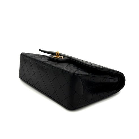 VINTAGE CHANEL CLASSIC FLAP MEDIUM CHAIN SHOULDER BAG BLACK LAMB SKIN GOLD HARDWARE 90321639