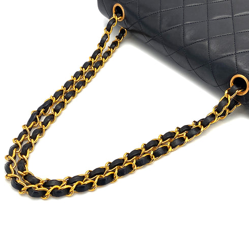 VINTAGE CHANEL CLASSIC FLAP MEDIUM CHAIN SHOULDER BAG BLACK LAMB SKIN GOLD HARDWARE 90321757