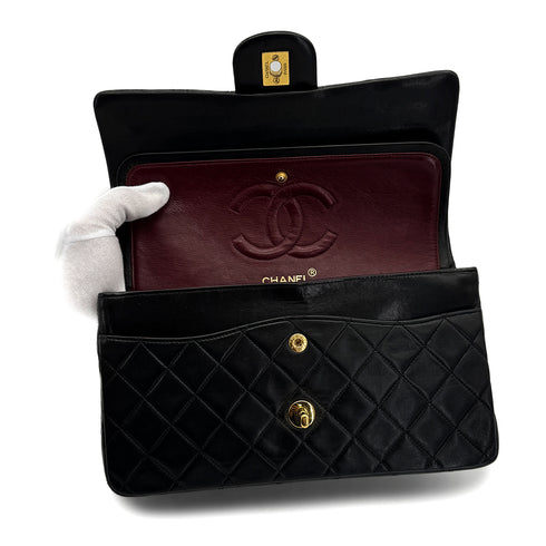 VINTAGE CHANEL CLASSIC FLAP MEDIUM CHAIN SHOULDER BAG BLACK LAMB SKIN GOLD HARDWARE 90322166