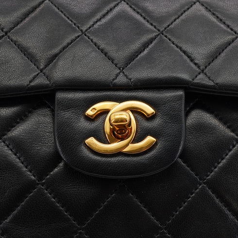 VINTAGE CHANEL CLASSIC FLAP MEDIUM CHAIN SHOULDER BAG BLACK LAMB SKIN GOLD HARDWARE 90325593