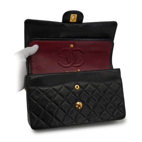 VINTAGE CHANEL CLASSIC FLAP MEDIUM CHAIN SHOULDER BAG BLACK LAMB SKIN GOLD HARDWARE 90325593
