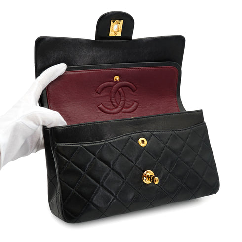 VINTAGE CHANEL CLASSIC FLAP SMALL CHAIN SHOULDER BAG BLACK LAMB SKIN GOLD HARDWARE 90332589