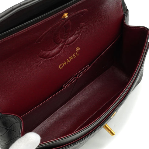 VINTAGE CHANEL CLASSIC FLAP MEDIUM CHAIN SHOULDER BAG BLACK LAMB SKIN GOLD HARDWARE 90335790