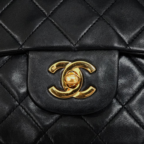 VINTAGE CHANEL CLASSIC FLAP MEDIUM CHAIN SHOULDER BAG BLACK LAMB SKIN GOLD HARDWARE 90340385